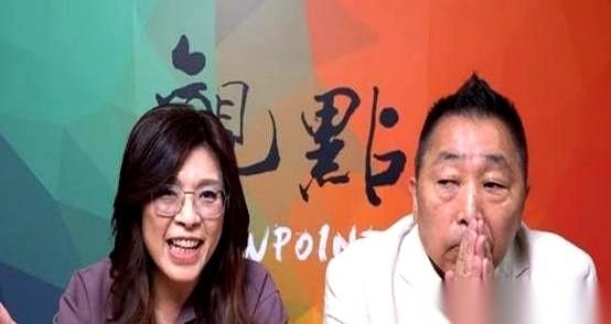 6月23日那场专访里的一段对话，把岛内某些政客的底牌，抖了个干干净净。镜头切到