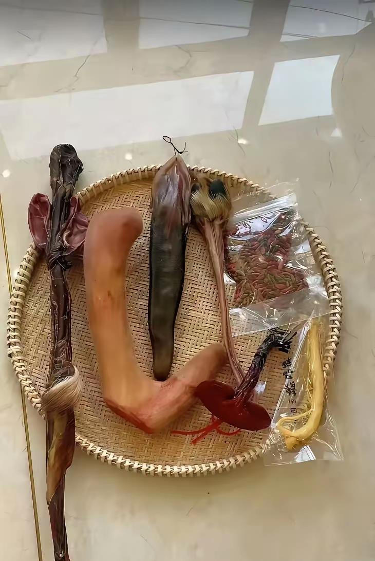 老丈人送我这份礼品，我应该回什么礼比较好