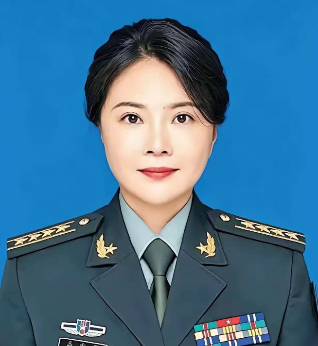 军队查账到底有多硬核？看西部战区审计员高雪莲的履历，真让人冒冷汗。 大众