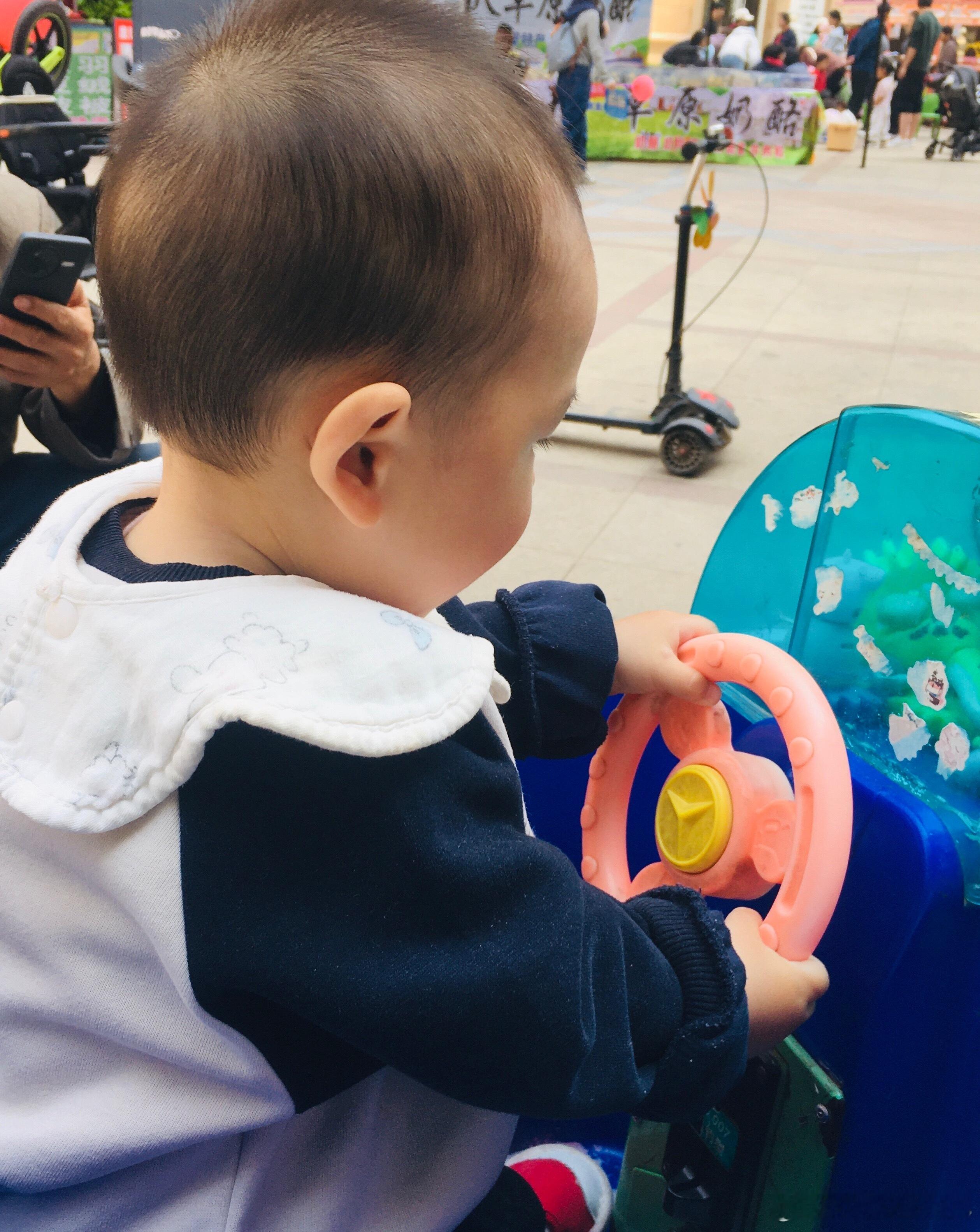 五一假期10大城市上榜了看了看，几乎都是北上广深，杭州武汉西汉南京等，其实，我们