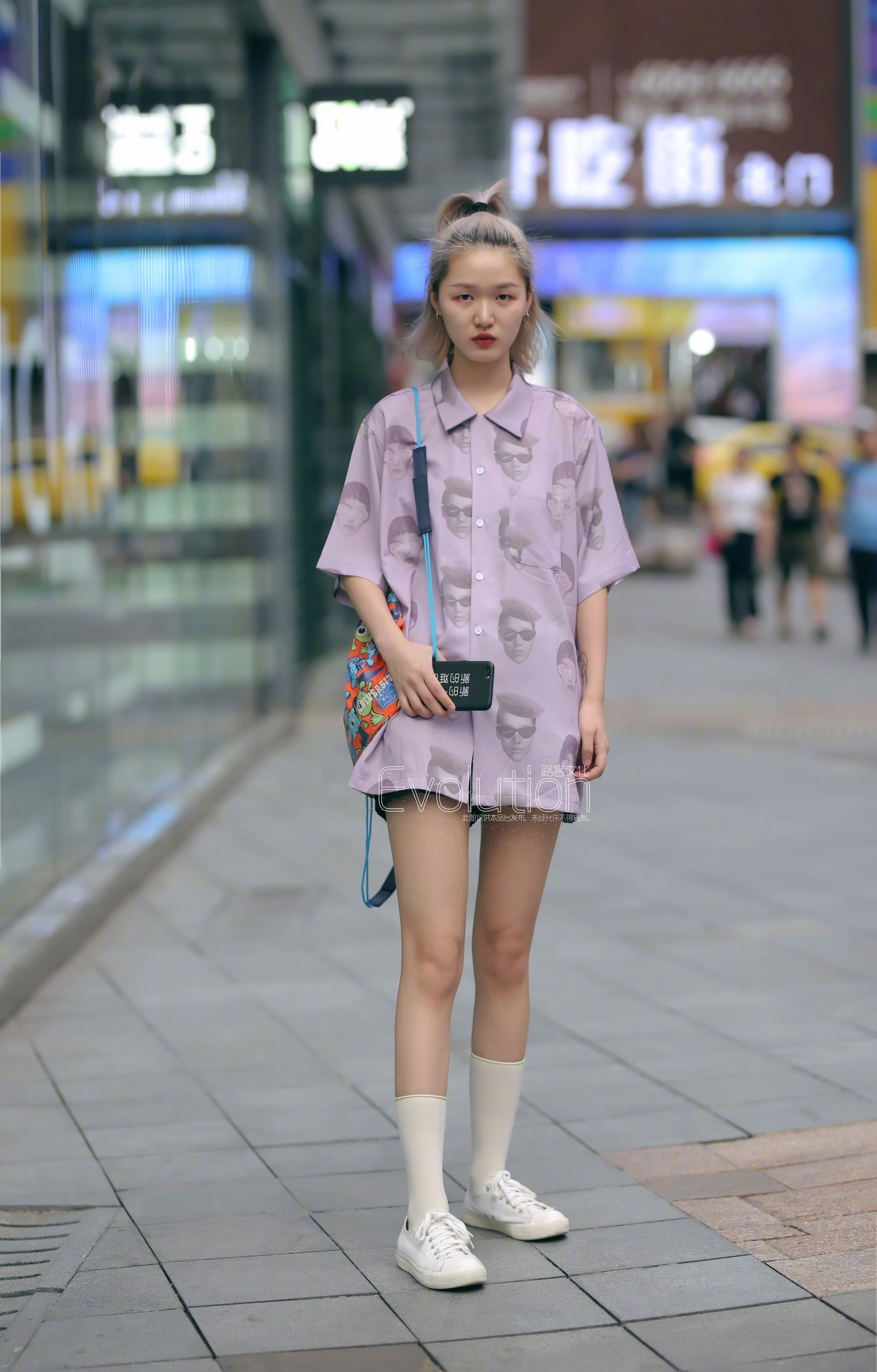 小姐姐很酷哈！​​​