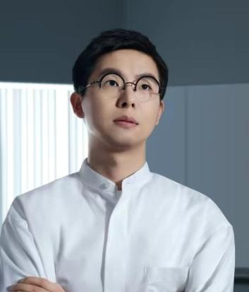 就在过去这短短一个月，A股硬生生造出了一个前无古人的超级碎钞机。整整两千五百多个