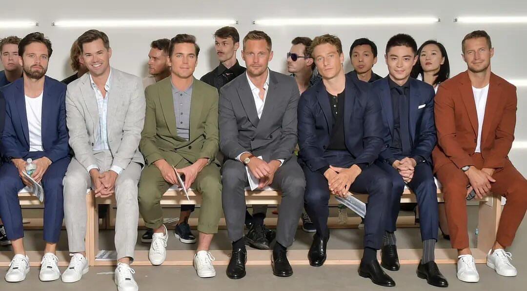 太好笑了🤣霍建华看秀坐姿