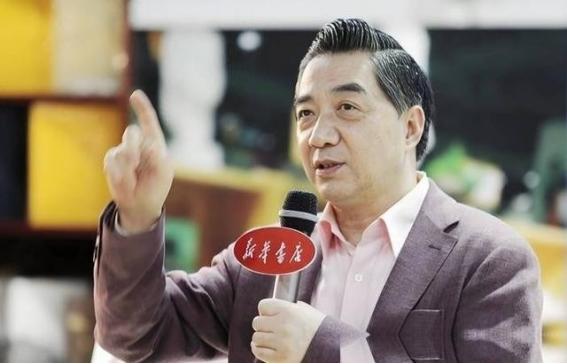 曾经为什么“战略忽悠局局长”张召忠，突然就消失了，他人去哪里了？ 前些年，只