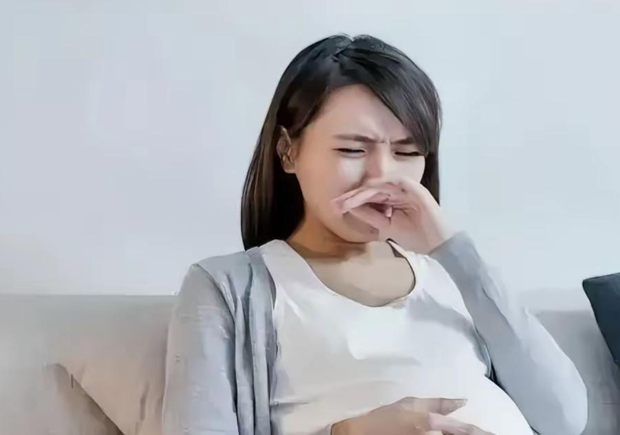 人性不可直视！广西柳州，一男子被查出得了癌症，担心去世后妻子会改嫁，自己挣的钱便