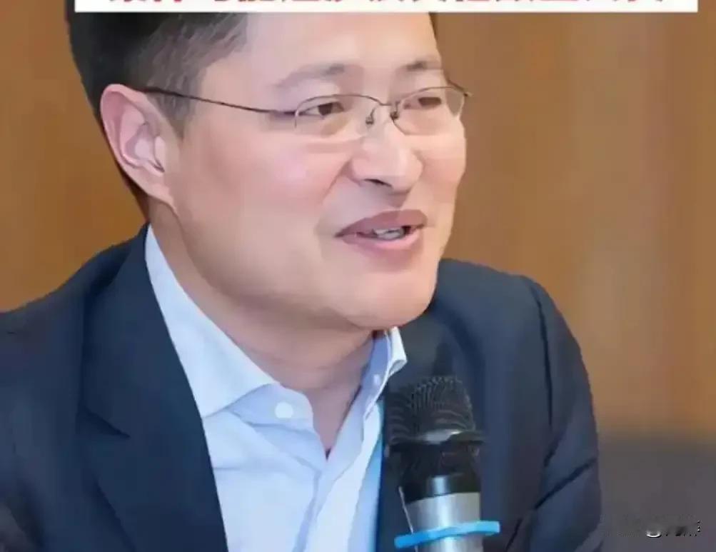 流氓不可怕，就怕流氓有文化！曾经的高考状元，如今堂堂国企一把手，平日里西装革