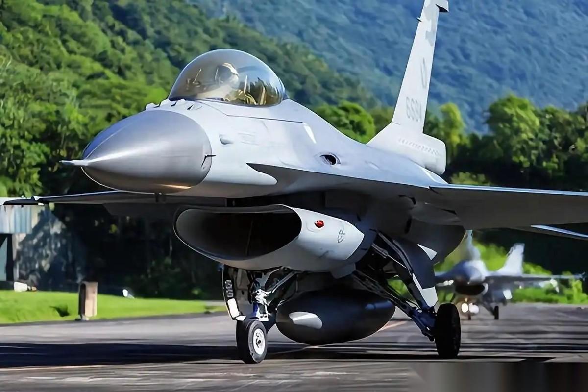 美国对台军售捅马蜂窝！中国反手大举卖武器，反美国家抢疯了！华盛顿那些政客的算盘打