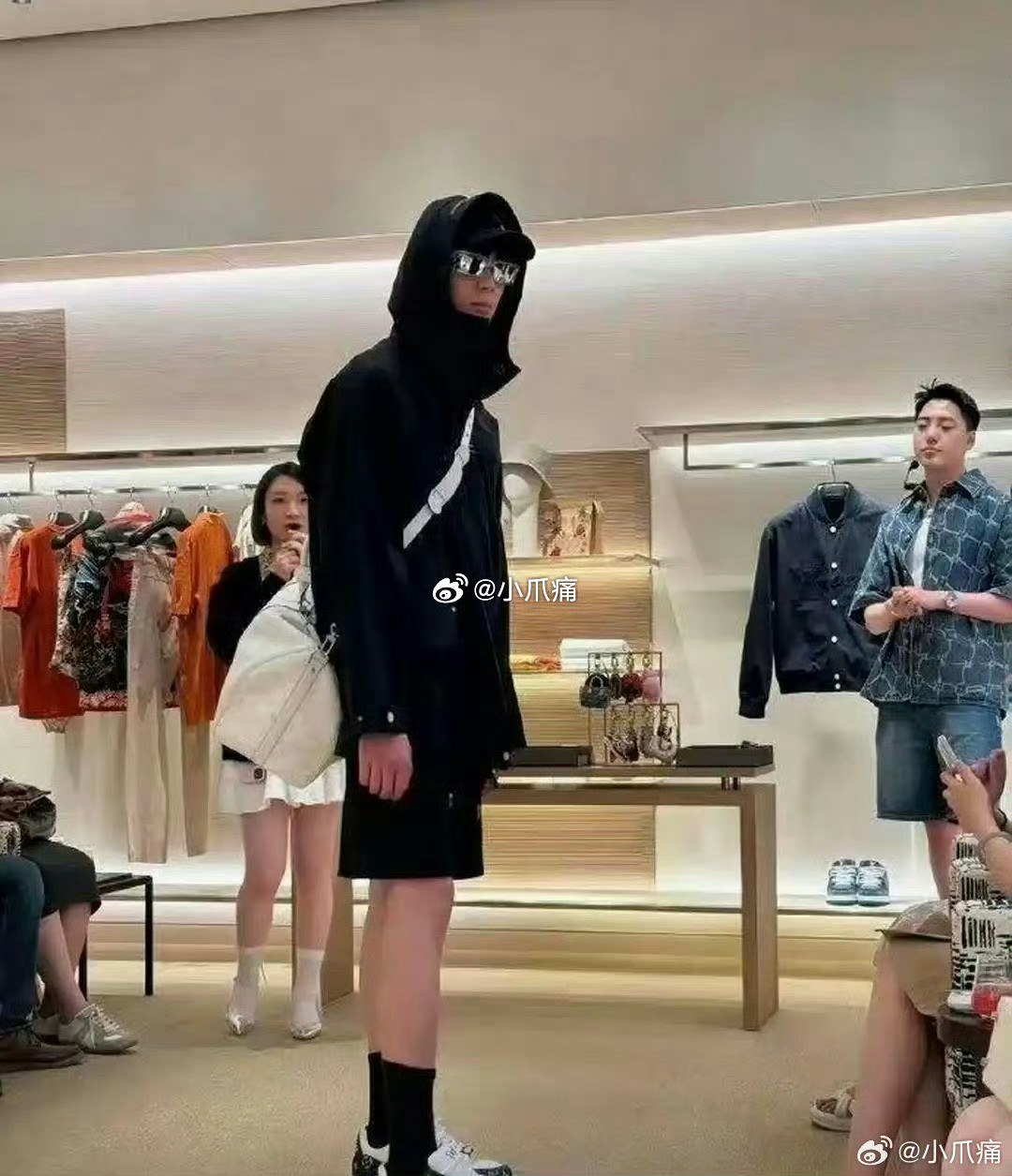 难怪你们有钱人说逛街不累啊。。。。​​​