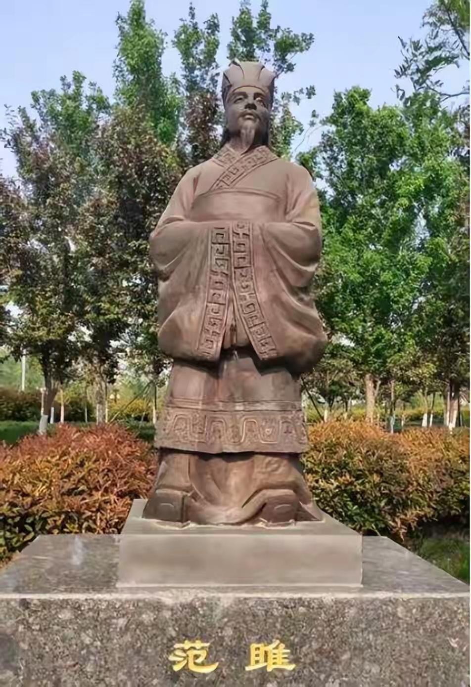 秦灭六国，谁才是最大的功臣？说到这个问题，你可能会想到秦始皇嬴政，或者名将白