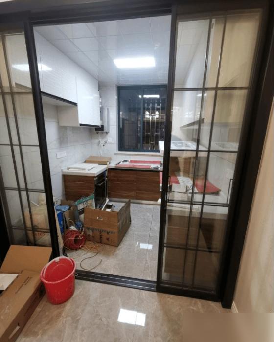 这是我见过最实在，最敢说的闺蜜晒房了！160平跃层带露台，装修花了40万，这话题