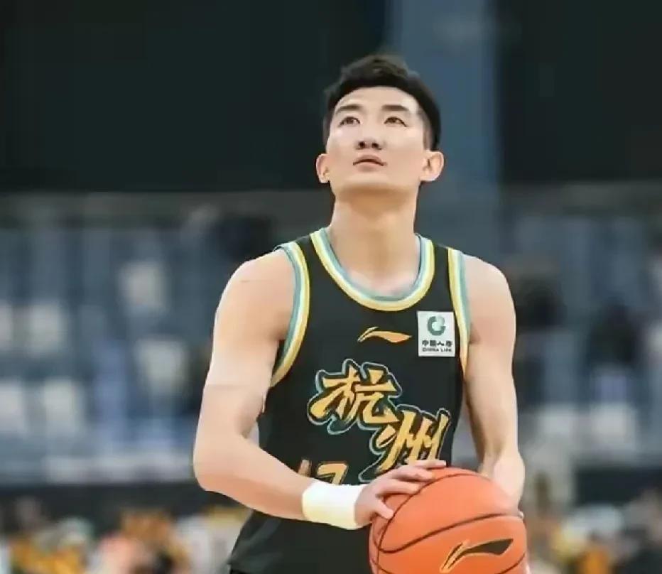 王博演砸了，广厦赛后夺冠庆典泡汤了孙铭徽演砸了，两罚全失直接导