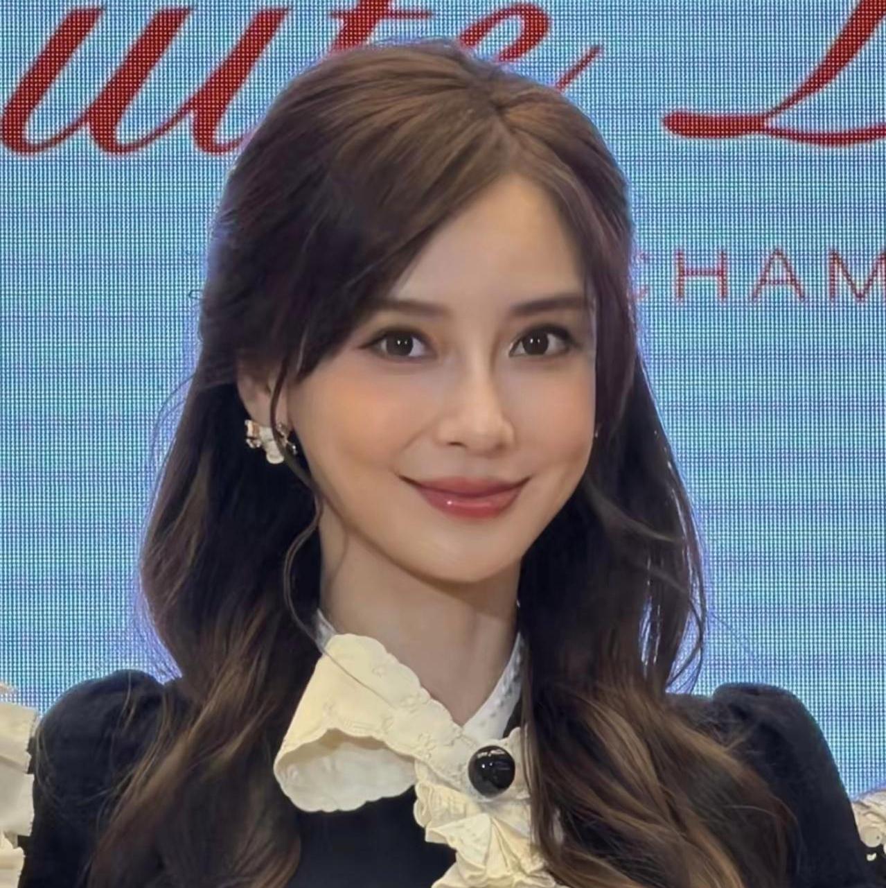 离婚后涅槃重生！杨颖活成女生最好的模样都说最好的自愈，是成全自己。离婚后的