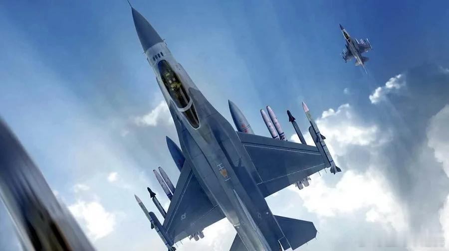 首批35套电子战系统下线，八国已下单233套，F-16披上了数字铠甲电子战在空战
