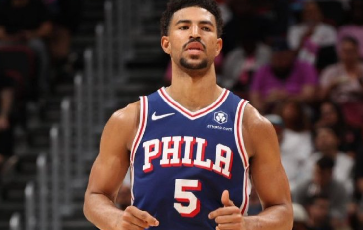 4年3900万=羞辱合同？格兰姆斯18+6+4绝杀绿军，今日打脸全联盟：76人捡到宝了！