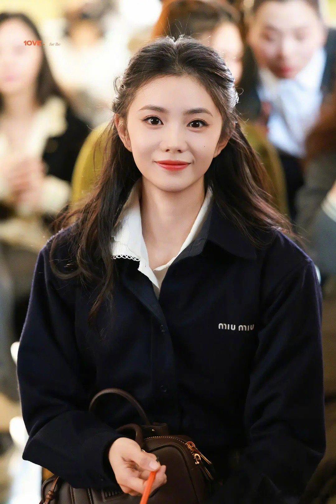 刘浩存今天MiuMiu活动，颜值状态如何？