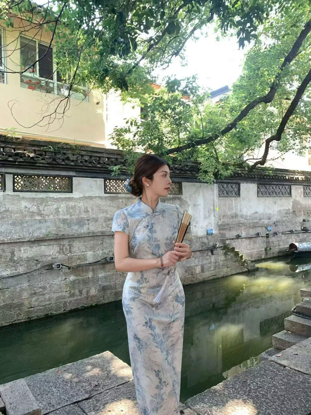 150|84 梨形身材也太适合穿旗袍了吧
