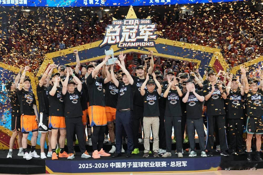 客观分析，CBA新赛季五大豪门球队，目标成绩定位。1、上海久事——目标：总冠军