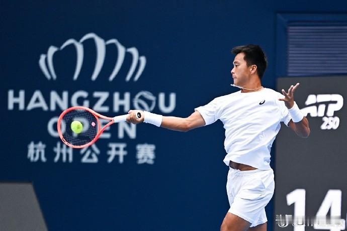 🎾🇨🇳孙发京闯入杭州公开赛正赛ATP250杭州网球公开赛男单资格赛决胜轮