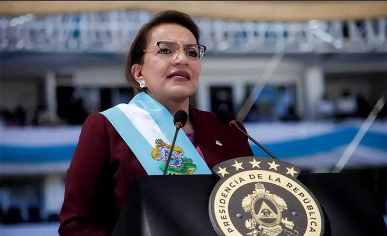 跟中国建交两年，想“断交”了？这个中美小国到底为何走投无路了洪都拉斯，这