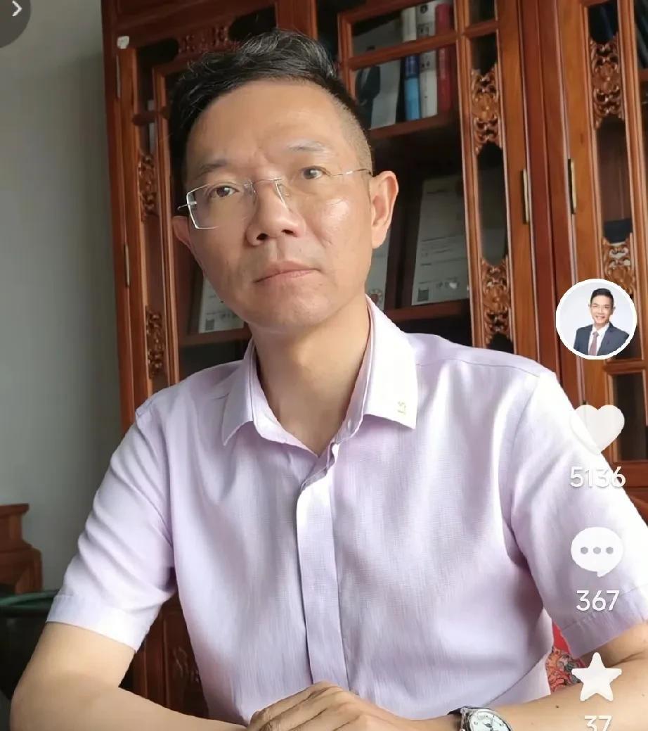 李律最新的视频里，说到7月份的工作计划是办姜甲儒的案子，看来又是一场硬战。有人