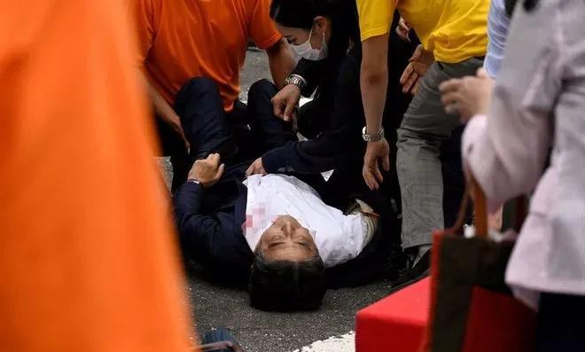 日本首相这个职务其实有两个特点，第一个特点是下台快，日本人有句口头禅叫每个人都能
