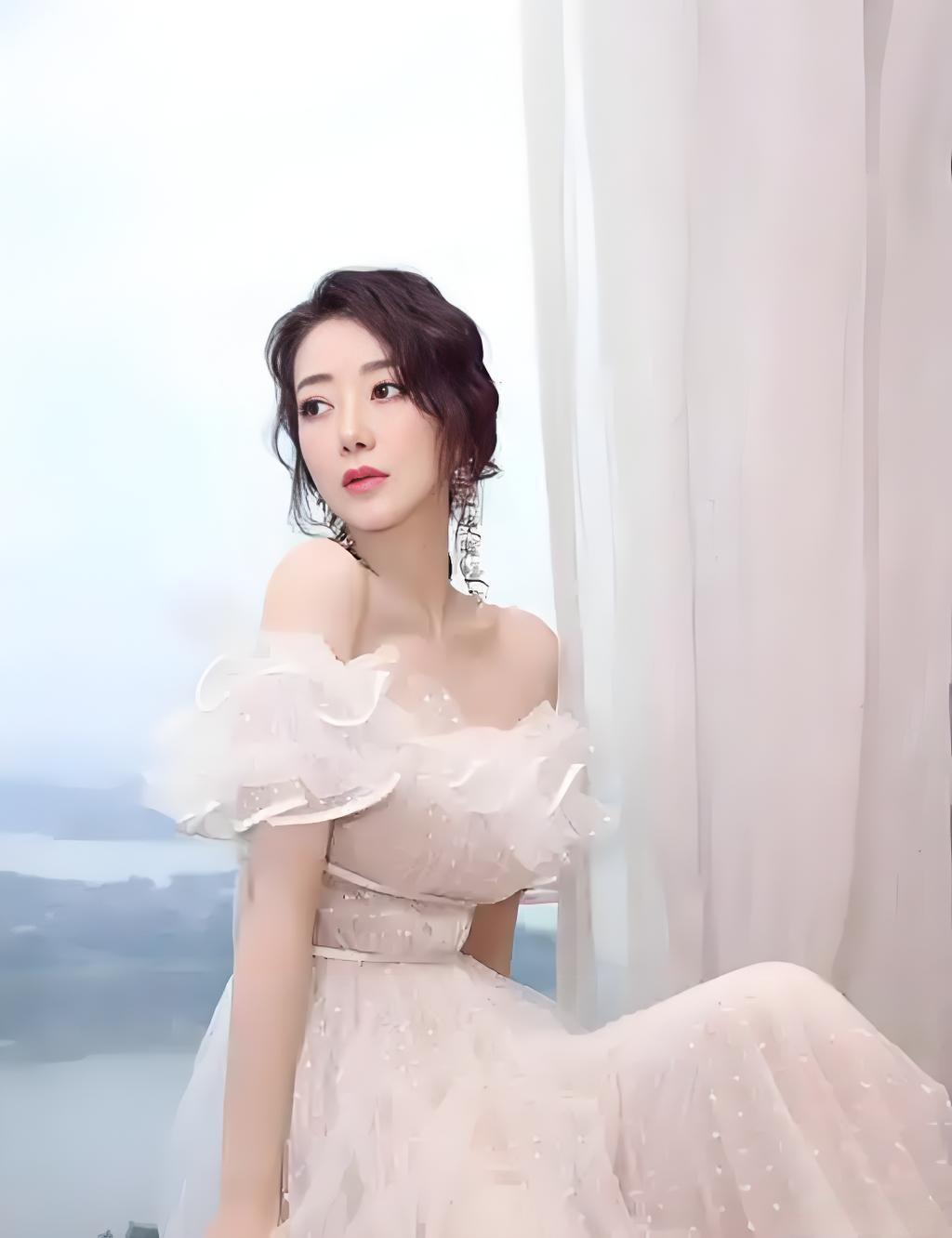 陈紫函：我的长相问题，我的长相的确给我带来非常多的苦恼，比如说现代戏，我永远只能