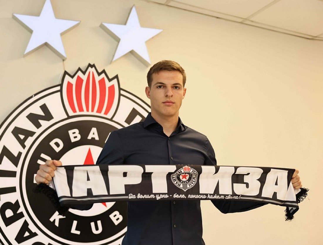 AC米兰比安津：AC米兰已无限接近将2007年出生的黑山前锋安德烈·科斯蒂奇从