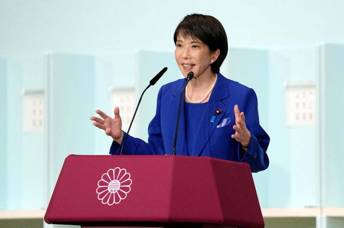 解放军点名清算日本，不到24小时，高市政府收到通知，被中方训斥。高市遥拜靖国神社