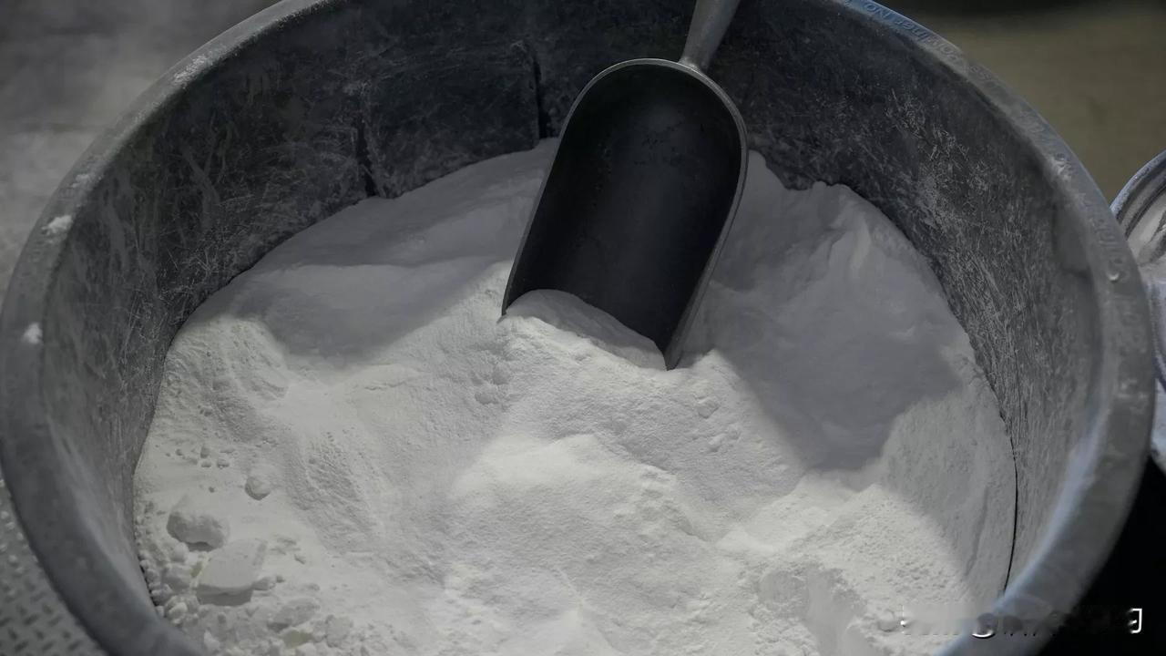 非洲大陆的关键矿产：非洲盛行资源民族主义津巴布韦矿产和矿业发展部长：禁止矿物出