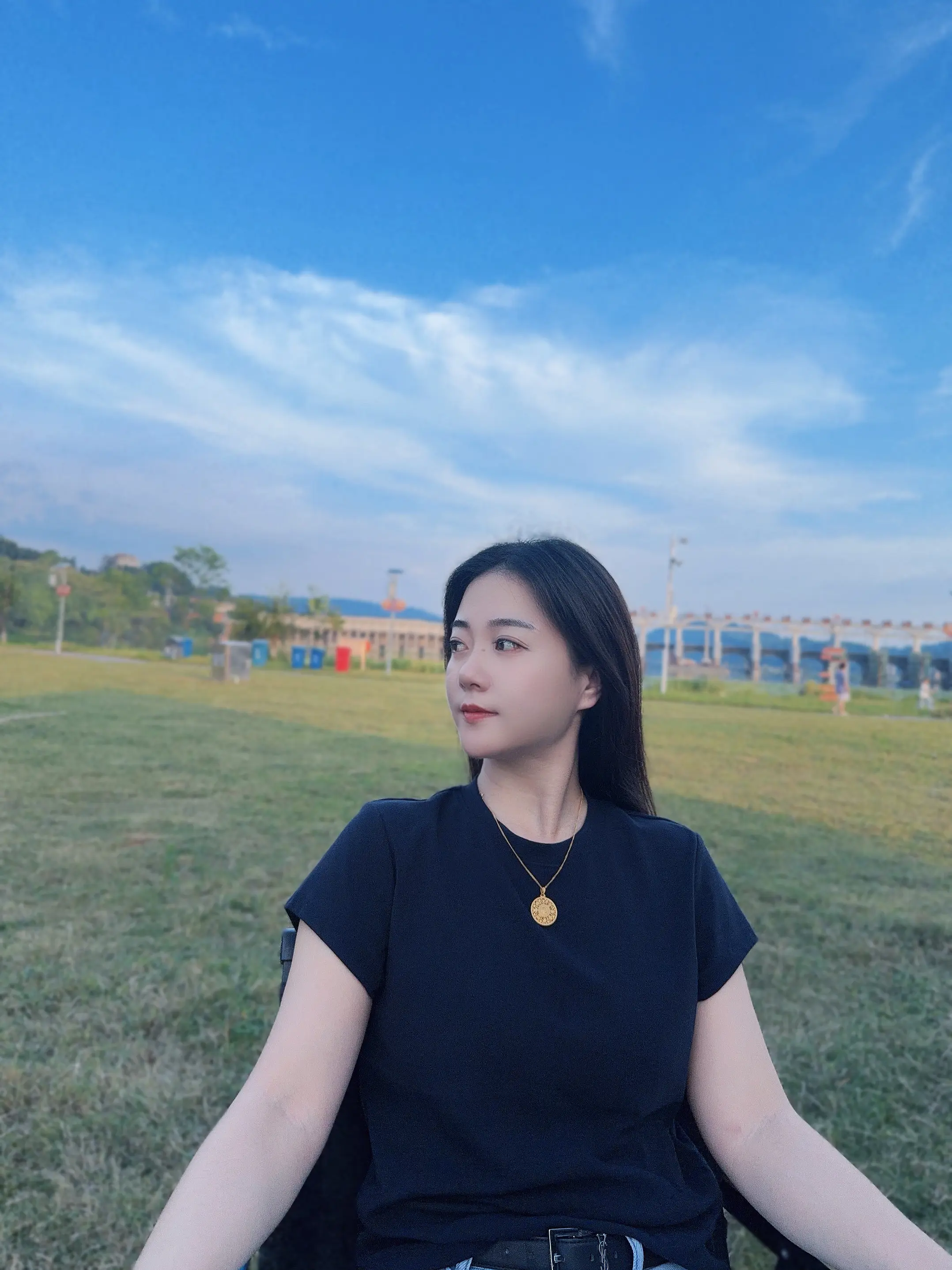 忘了告诉你，我是狮子座，生性淡薄，厌别离，绝对深情，也绝对无情。吃软不...