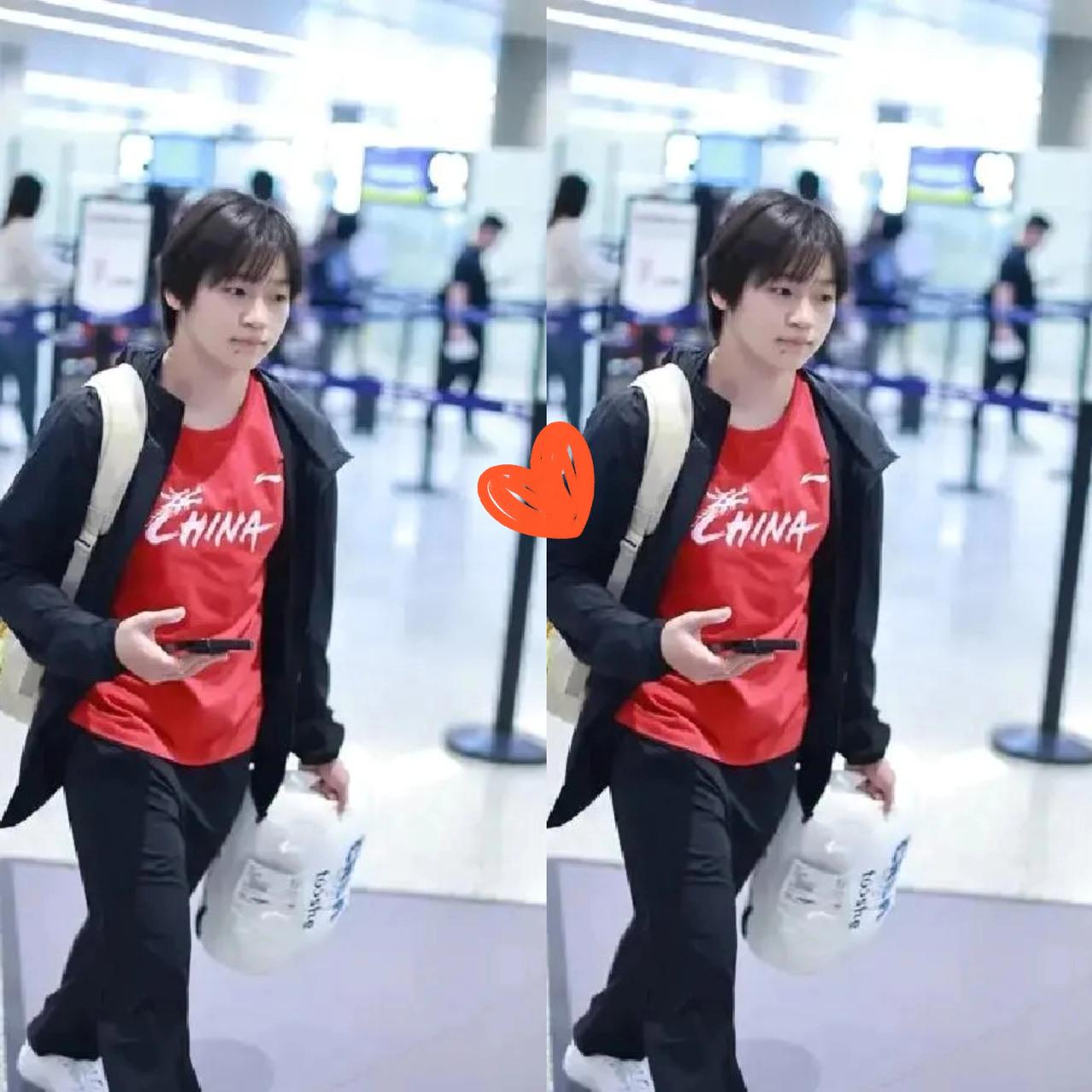 她不是快不行了，而是国家队在下一盘大棋。你看到她在澳门“消失”，以为天才陨