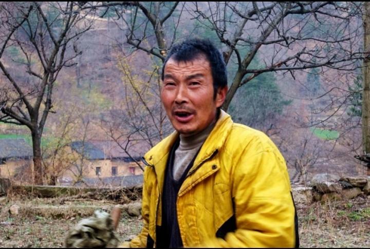 一愁车，二愁房，三愁钱来四愁粮，五愁至今还未娶，……🥲……？[微风