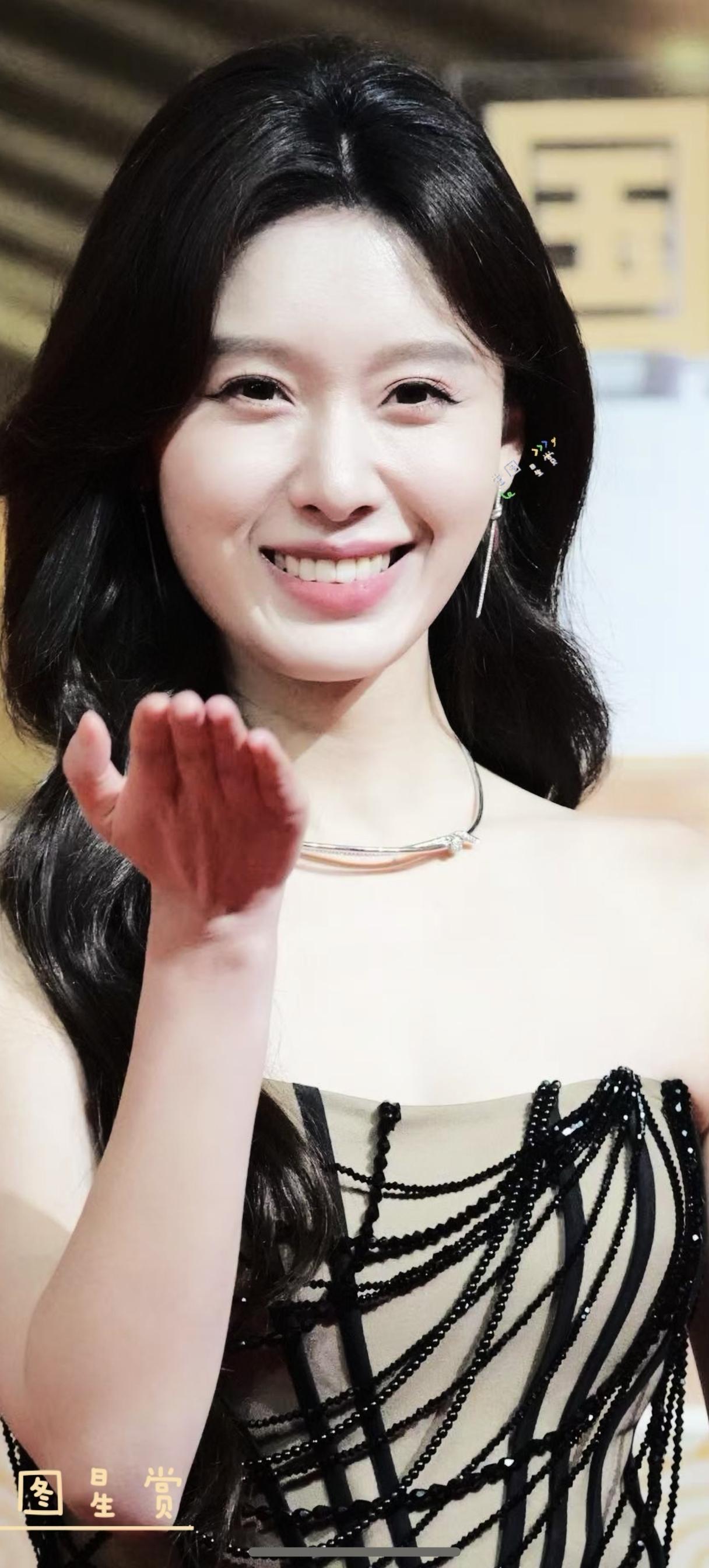 张雨绮邓恩熙彭小苒邢菲王子璇张雅钦等