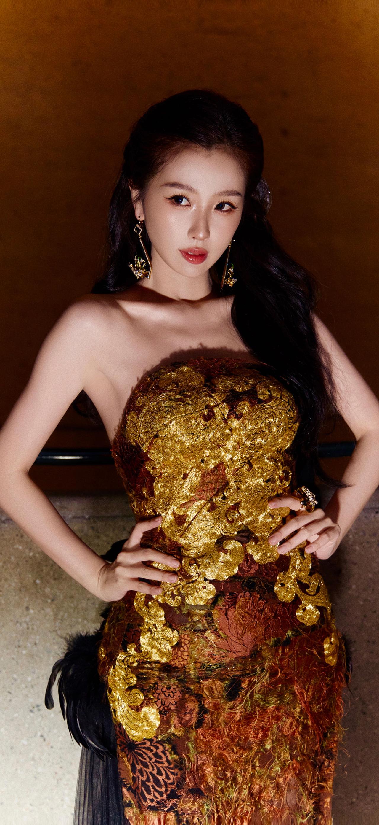 美女壁纸-第6325期-虞书欣