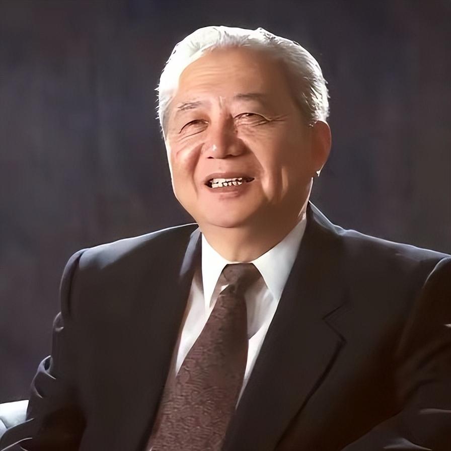 美国那边早早就等着看咱们的笑话，觉得咱们根本搞不出这项技术，甚至想趁机进一步垄断