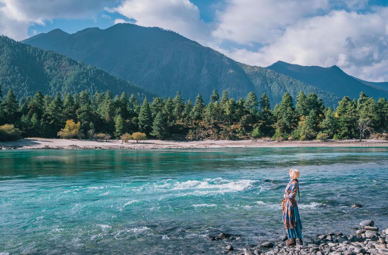 自驾游途中，哪段路的景色让你念念不忘？分享自驾游途中，那些自然或人文风光令人难