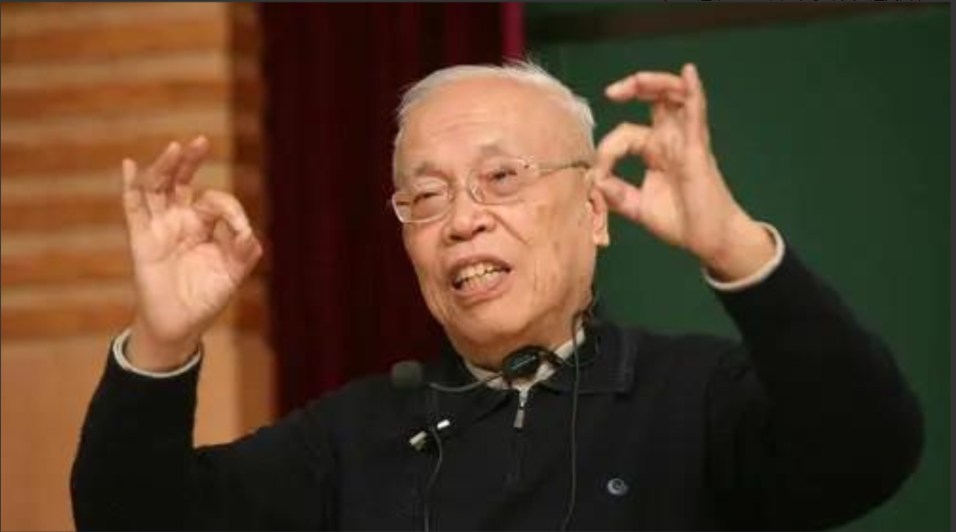 语出惊人！87岁姜伯驹院士直言：“不是别人要卡我们的脖子，而是我们用教育卡住了自