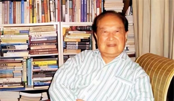 他是江主席的伯乐，曾任上海市委书记，享年90岁，儿子已是中将提起上世纪八九十