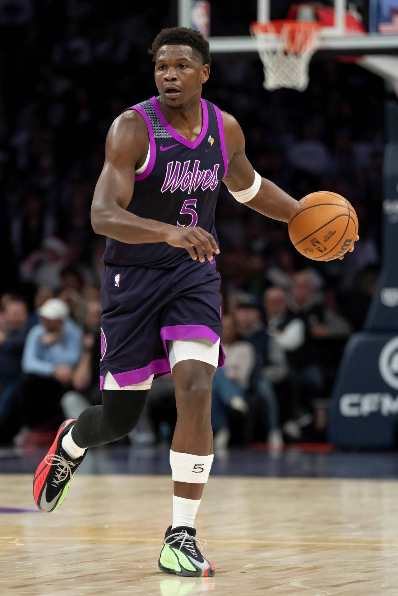 今天上午9点半，NBA西部半决赛G1开始了，森林狼要去客场打马刺。这场比赛很多人