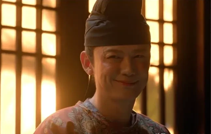 《长安的荔枝》中很多人物单拉出来都是一个寓意深刻的故事，阉人鱼承恩就是一个！小小