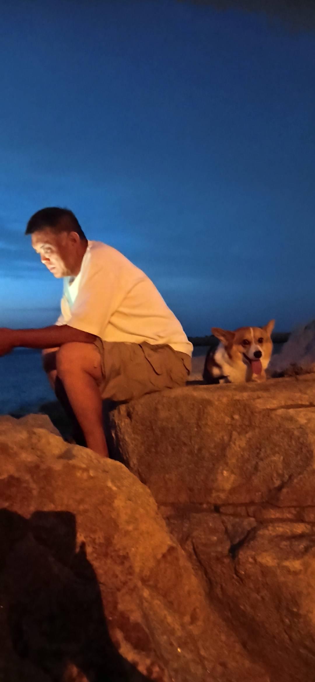 退休金够花吗？我退休已经十年有余了，每个月我和老公按时领着不多不少的退休