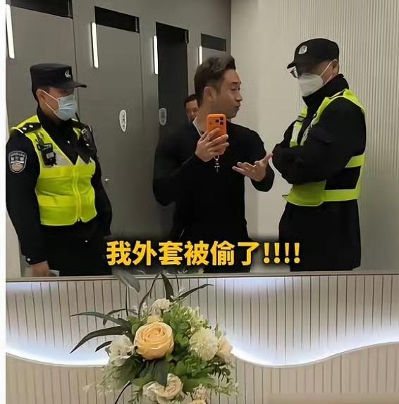 这几天台湾歌手林中宣的操作，真是把网友看吐了！来上海才第二天，就把刚买的万