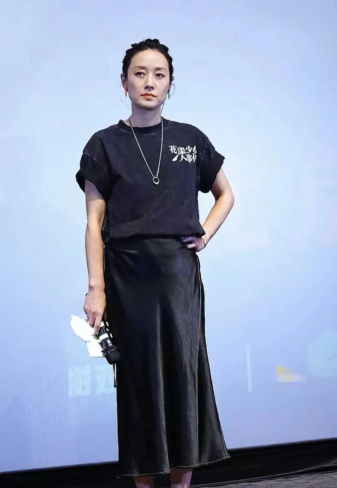 看了马伊琍小肚子的照片我默默做了一个决定不是要去医美，也不是要去减肥，而是有