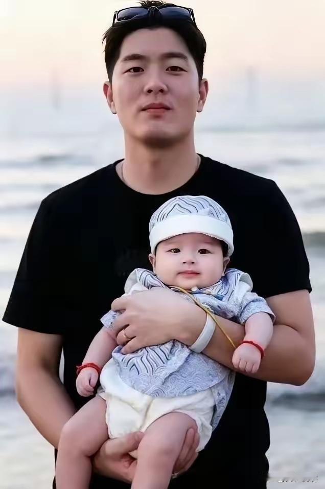 真心想奉劝那些黑马太太的人一句你们这哪是黑的马太太你们分明是在把汪家三