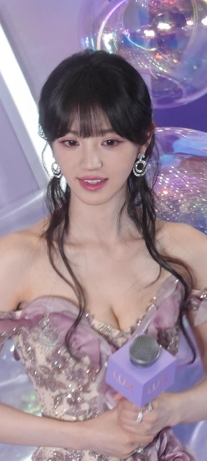 田曦薇美照有哪些让人怦然心动的照片性感与可爱并存是什么体验?晒晒你最爱的女明星