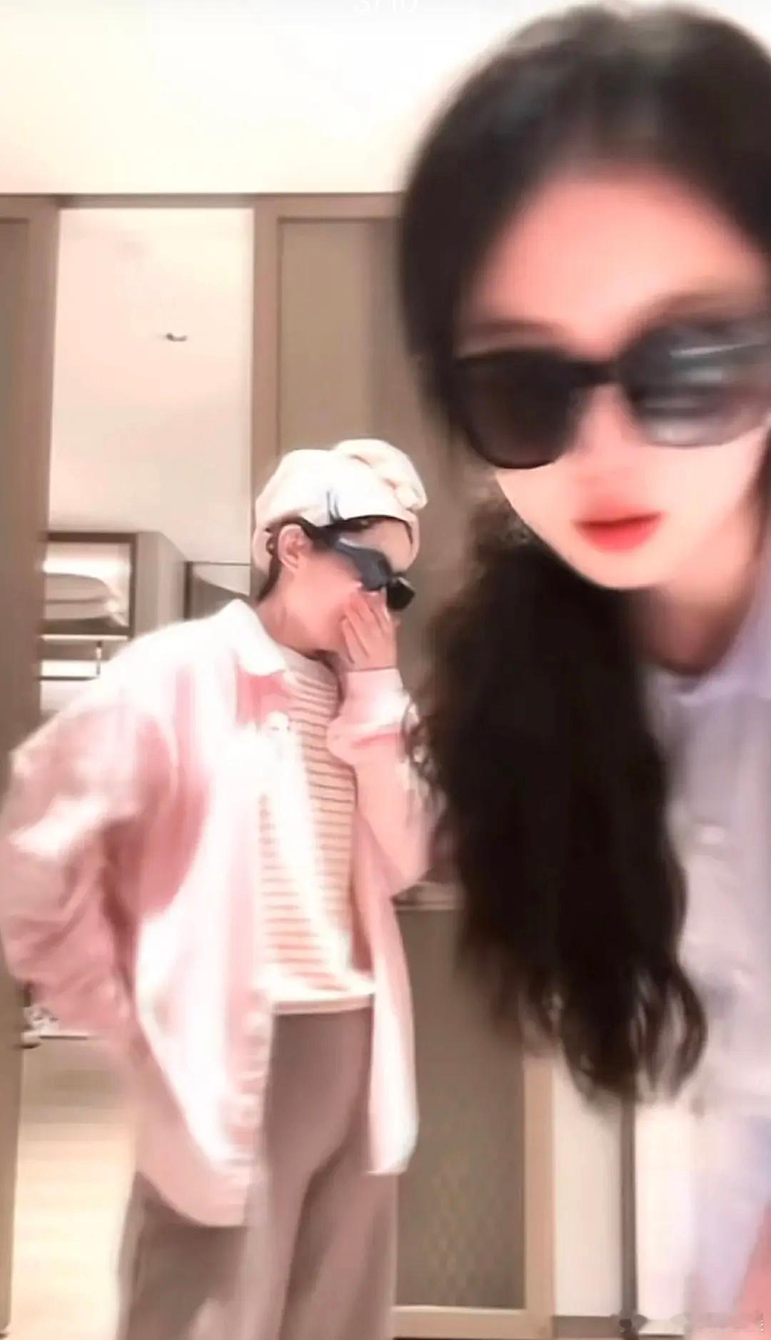 孙千为什么和85🌸玩这么好，一个赵丽颖一个刘诗诗？