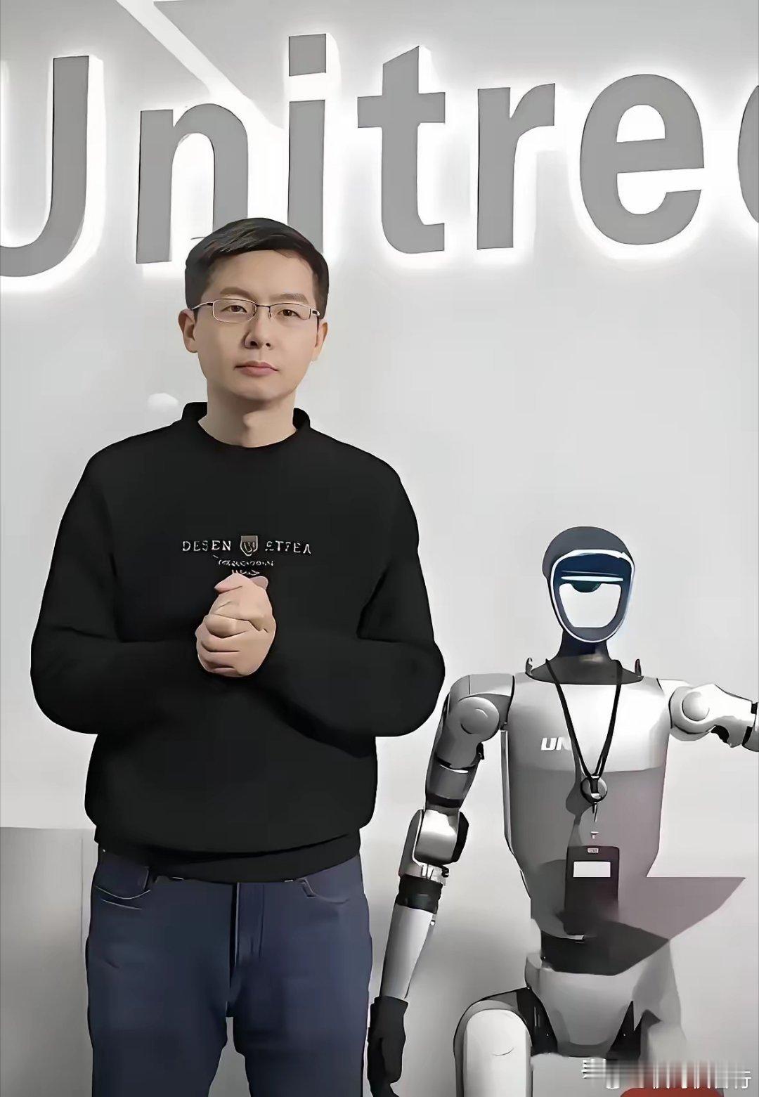 黄仁勋这回算是把“算盘”打得震天响，宇树刚准备冲刺IPO，转身就和英伟达搞起了“