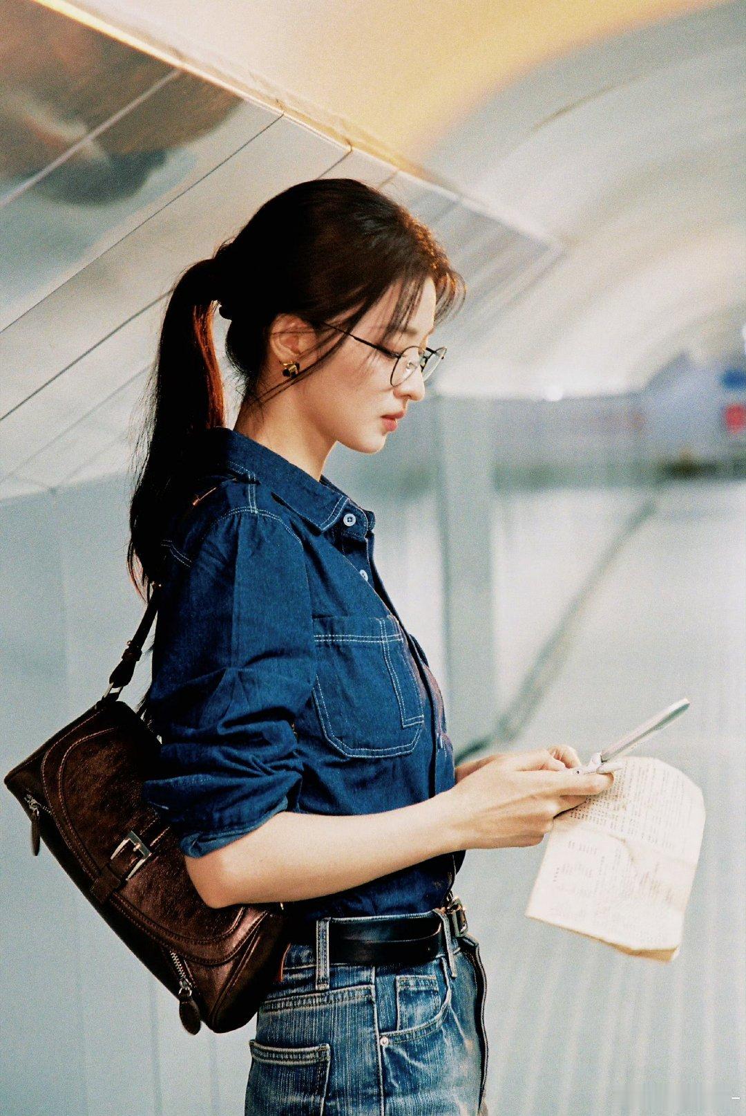 王楚然就这样轻轻松松美晕所有人！！好期待和张凌赫的这一秒过火！！收拾收拾准备升咖