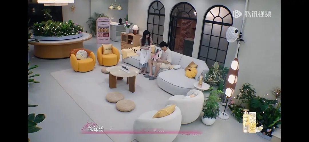 第五季｜周和陈单独约会完，柳主动钓鱼来了哎呀呀鱼塘里的鱼可不能再跑了所以我感觉柳