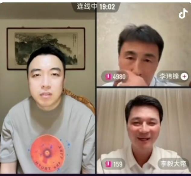 河南队足协杯打入决赛后，李玮峰立马在直播中讲述他与中原军团的点点滴滴，他究竟是要